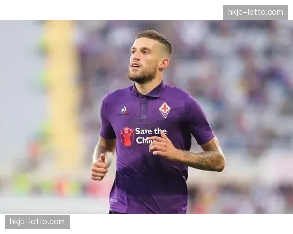 官方公告：佛罗伦萨与队长比拉吉完成续约，新合同至2028年